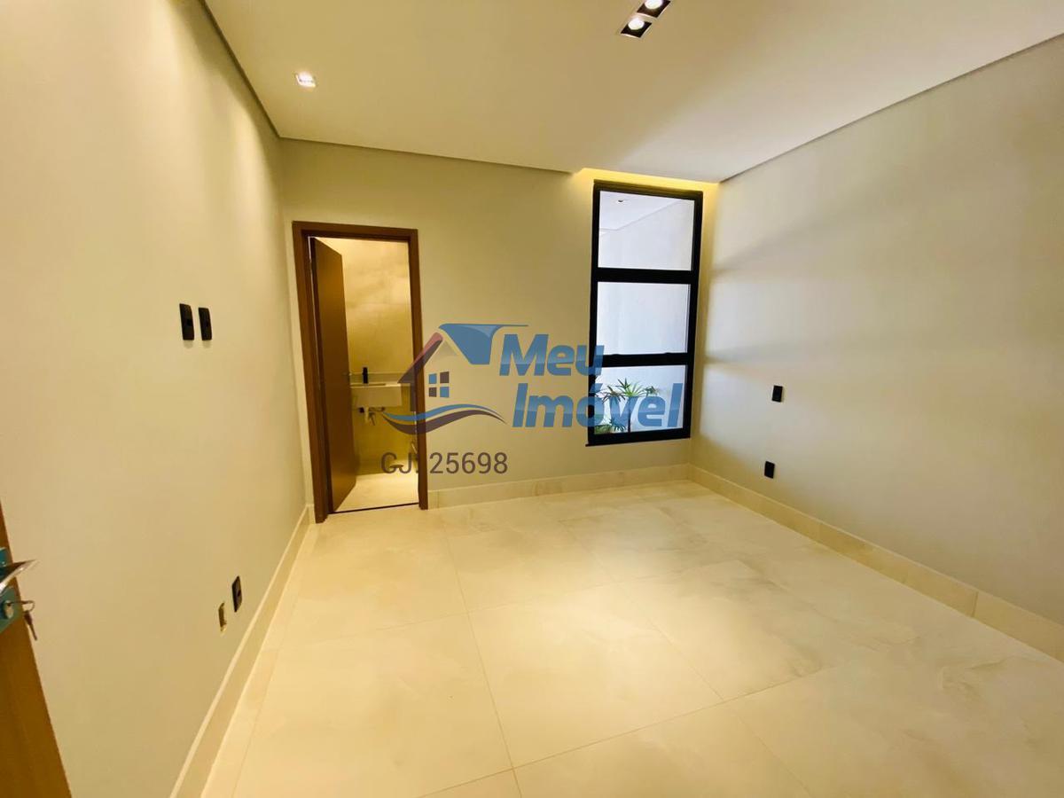 Casa em Condomínio, Brasília/Plano Piloto, 3 Quartos, 4 Vagas, 3 Suítes