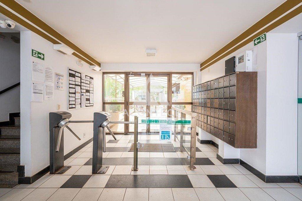 Quitinete, Sudoeste, 1 Quarto, 1 Vaga, 1 Suíte