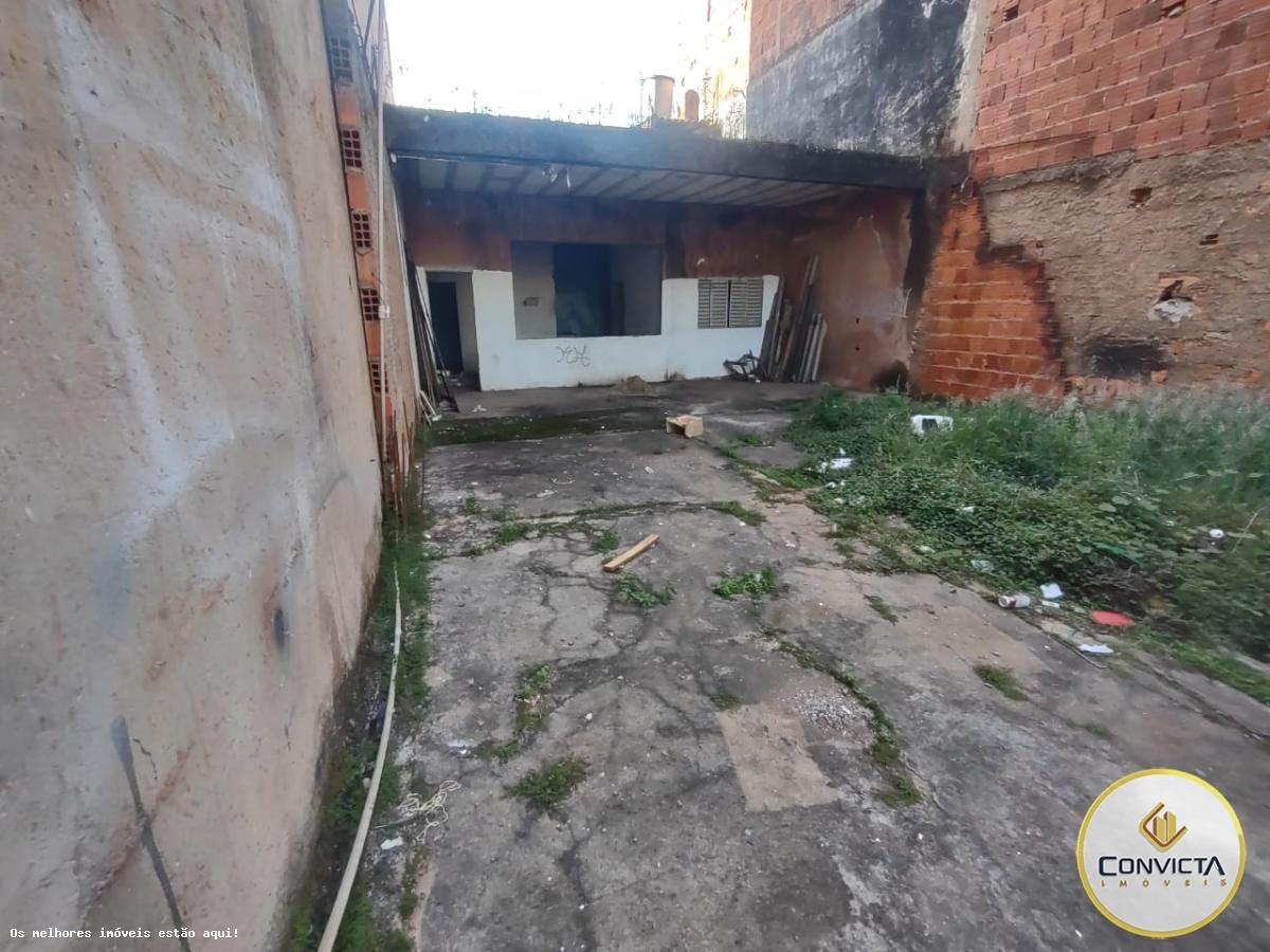 Lote, Área de Desenvolvimento Econômico, 0 Quarto