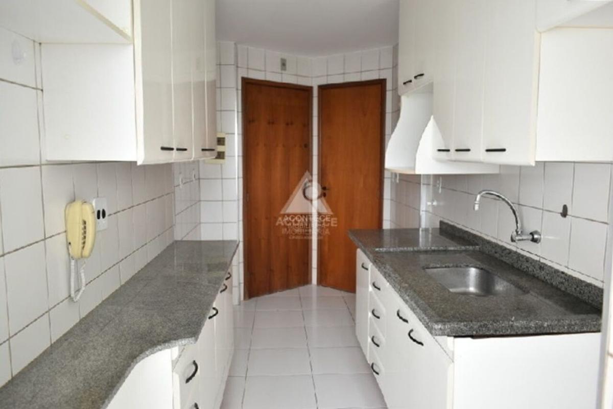 Apartamento, Sudoeste, 3 Quartos, 1 Vaga, 1 Suíte