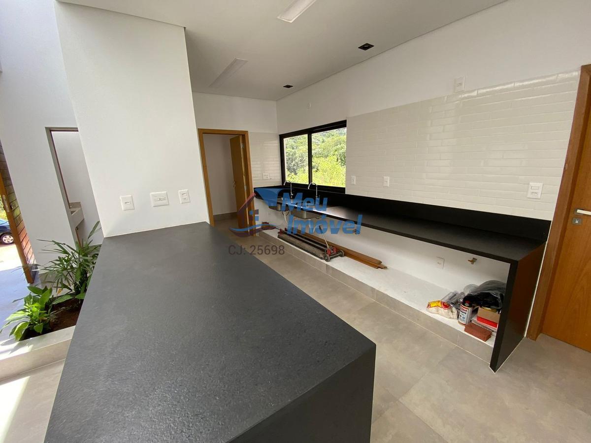 Casa em Condomínio, Setor Habitacional Jardim Botânico, 4 Quartos, 2 Vagas, 2 Suítes