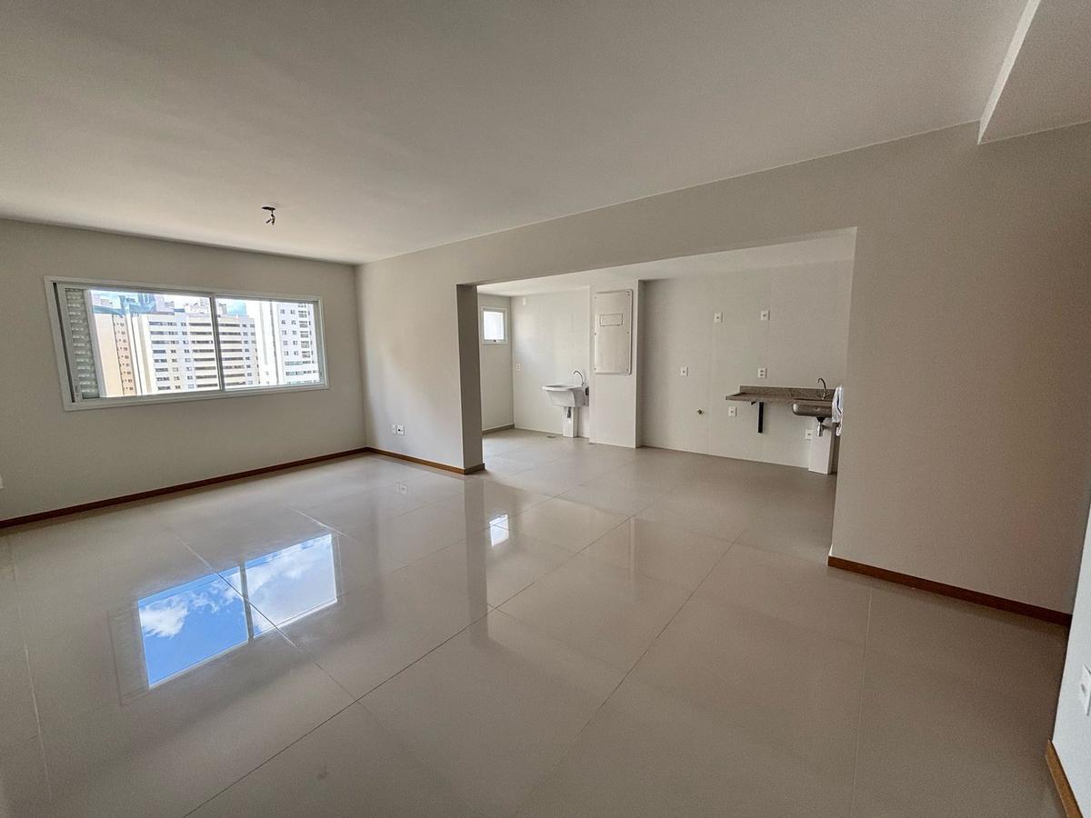 Apartamento, Norte, 3 Quartos, 2 Vagas, 1 Suíte