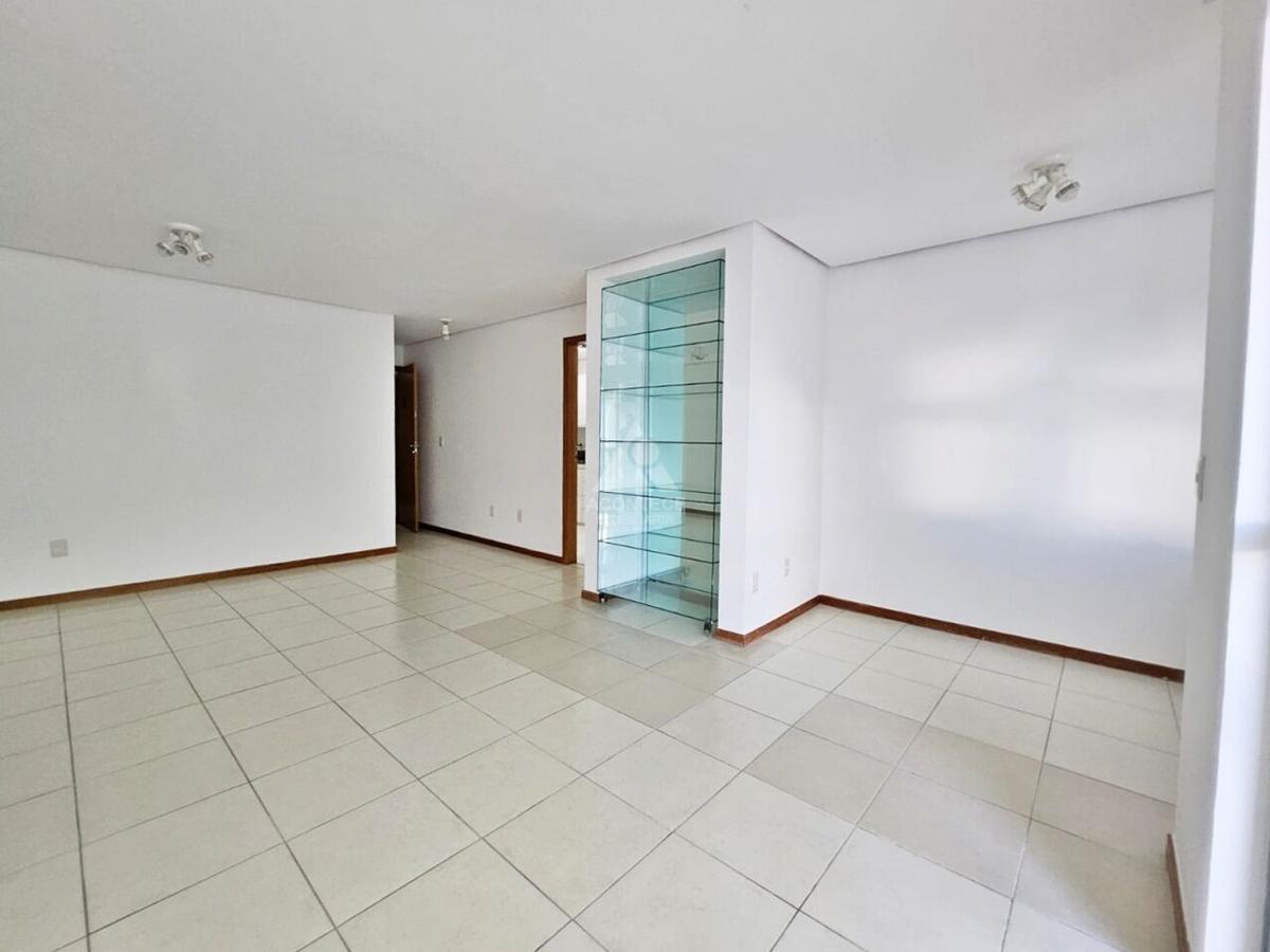Apartamento, Norte, 2 Quartos, 1 Vaga, 1 Suíte