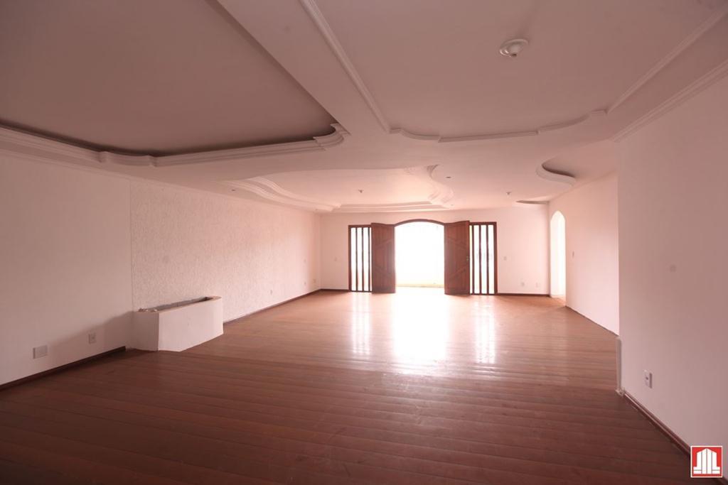 Casa, Taguatinga Norte, 9 Quartos, 8 Vagas, 6 Suítes