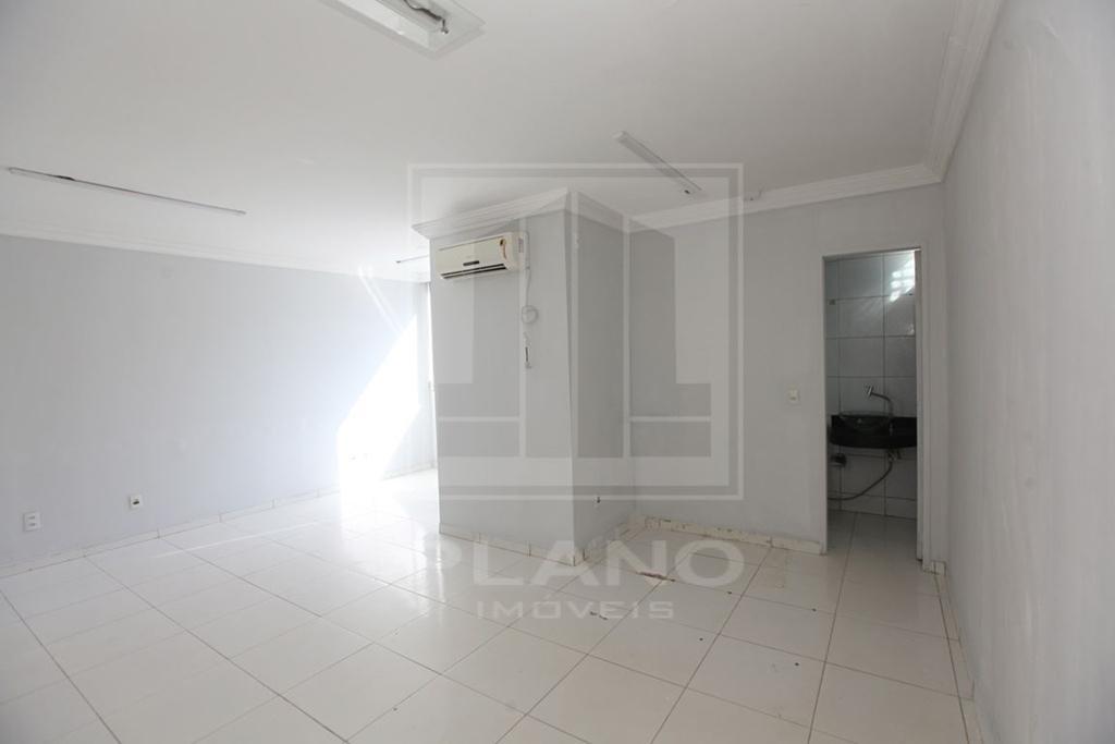 Sala, Asa Norte, 0 Quarto, 0 Vaga, 0 Suíte