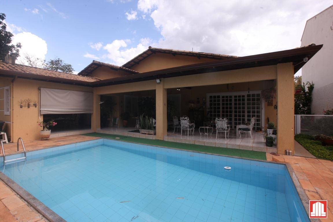 Casa, Lago Norte, 4 Quartos, 2 Vagas, 3 Suítes