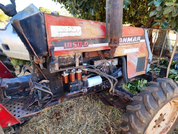 Trator Yanmar 1050d 4x4 Com Impleme