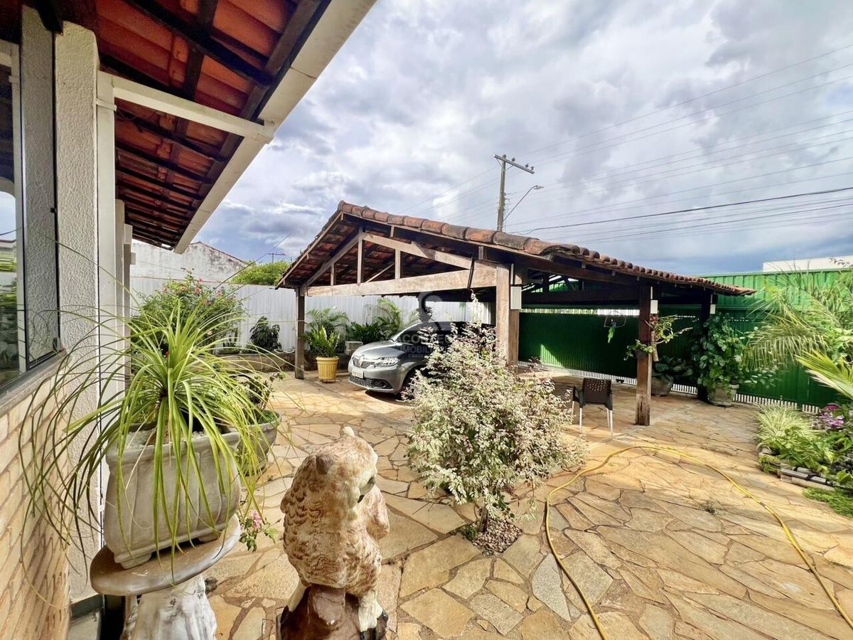 Casa, Região dos Lagos, 7 Quartos, 4 Vagas, 2 Suítes