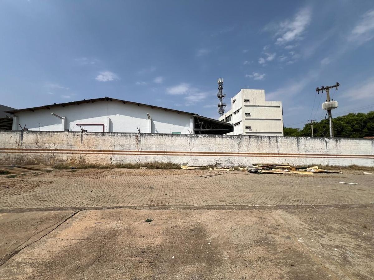 Casa Comercial, Zona Industrial