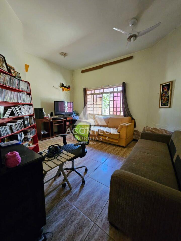 Casa, Park Way, 6 Quartos, 4 Vagas, 3 Suítes