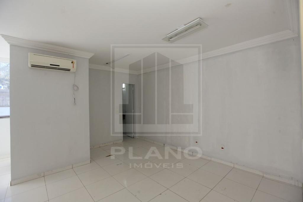 Sala, Asa Norte, 0 Quarto, 0 Vaga, 0 Suíte