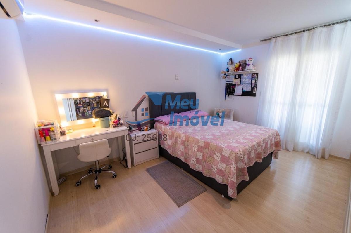Casa em Condomínio, Park Way, 7 Quartos, 8 Vagas, 4 Suítes