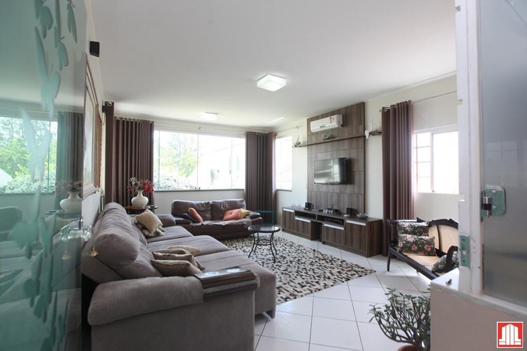 Casa, Região dos Lagos, 4 Quartos, 3 Vagas, 4 Suítes