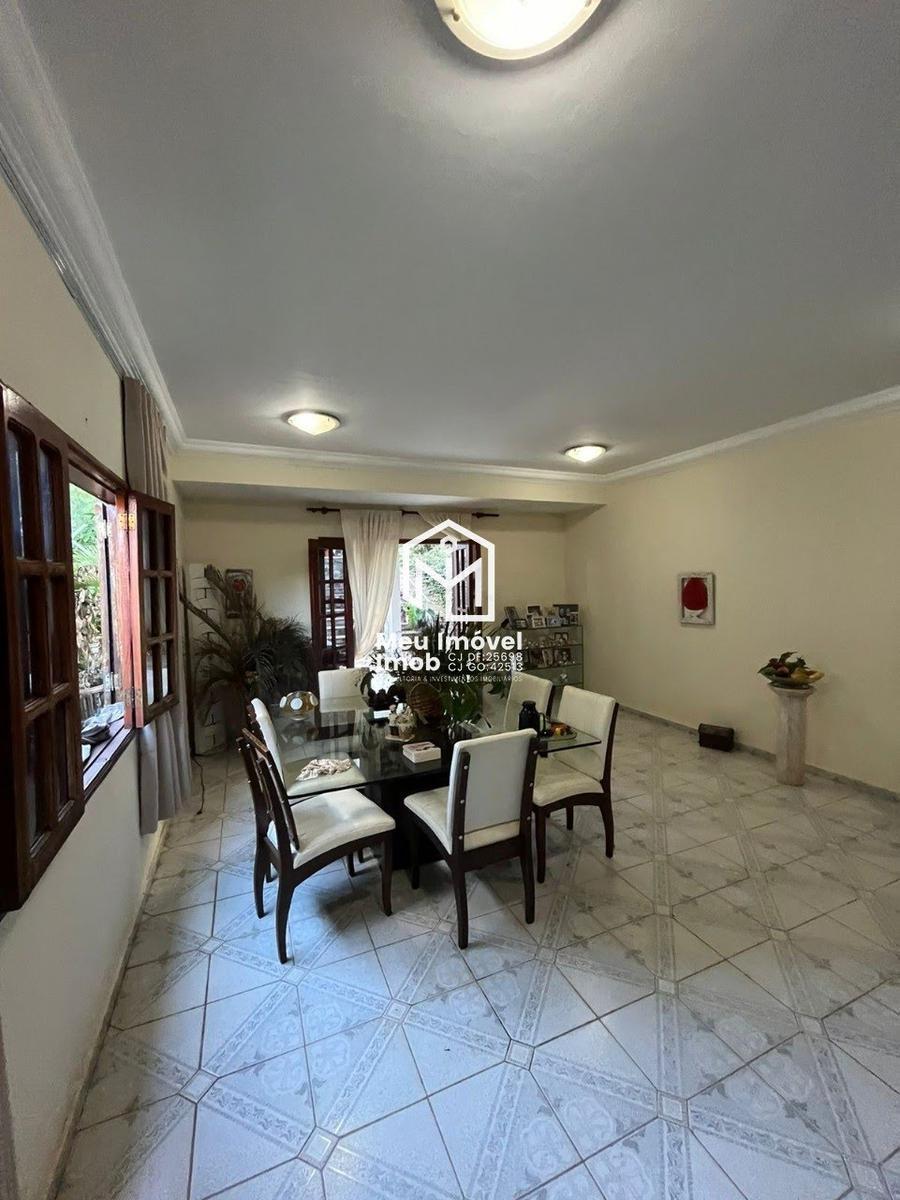 Casa, Setor Habitacional Jardim Botânico, 6 Quartos