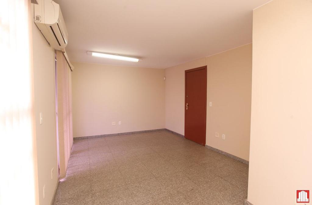Sala, Asa Norte, 0 Quarto, 0 Vaga, 0 Suíte