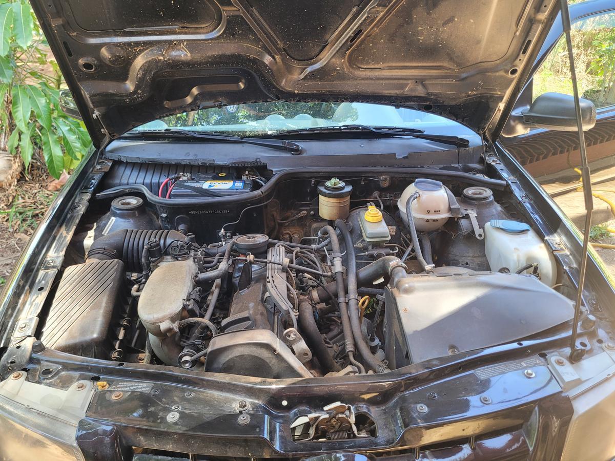 Volkswagen Saveiro City 1.8 MI Total Flex 8v