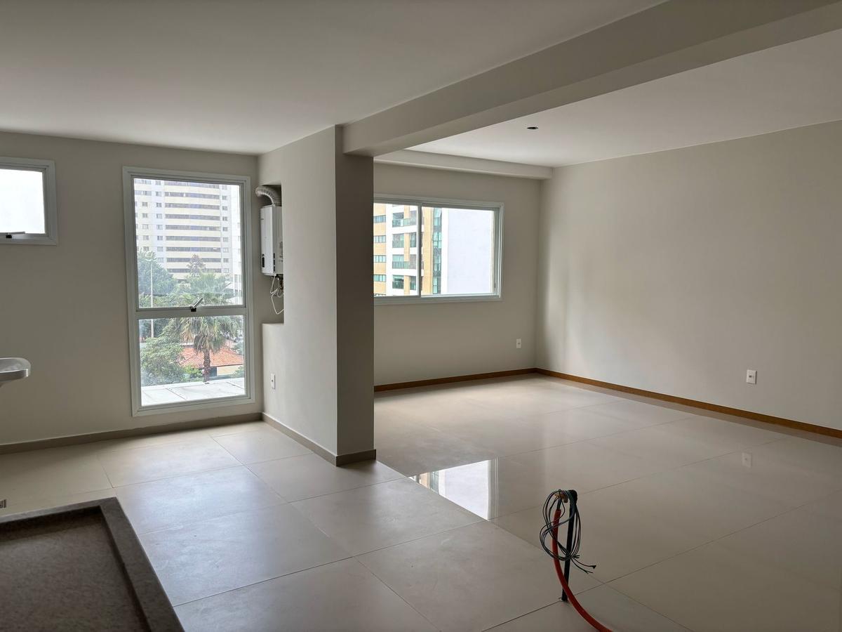 Apartamento, Norte, 3 Quartos, 2 Vagas, 1 Suíte