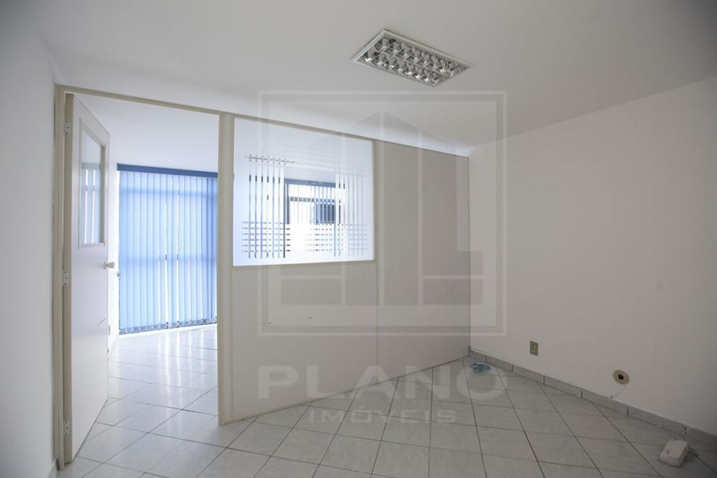 Sala, Asa Norte, 0 Quarto, 0 Vaga, 0 Suíte