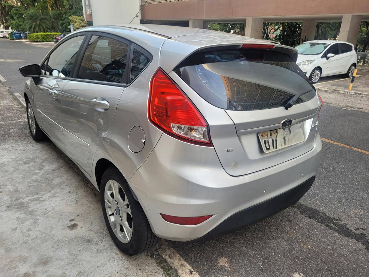 Ford Fiesta Se 1.6 8v Flex 5p