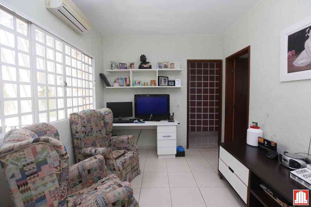 Casa em Condomínio, Região dos Lagos, 4 Quartos, 3 Vagas, 4 Suítes