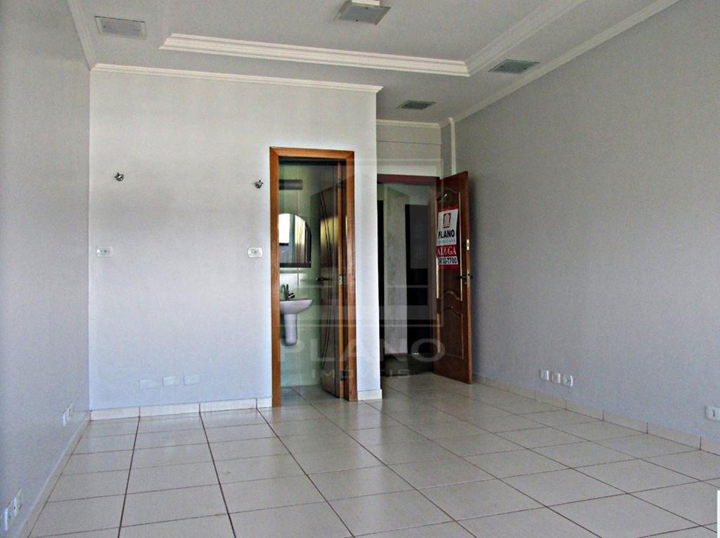 Sala, Velho, 0 Quarto, 0 Vaga, 0 Suíte