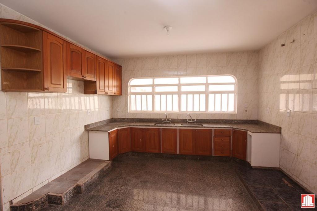 Casa, Taguatinga Norte, 9 Quartos, 8 Vagas, 6 Suítes
