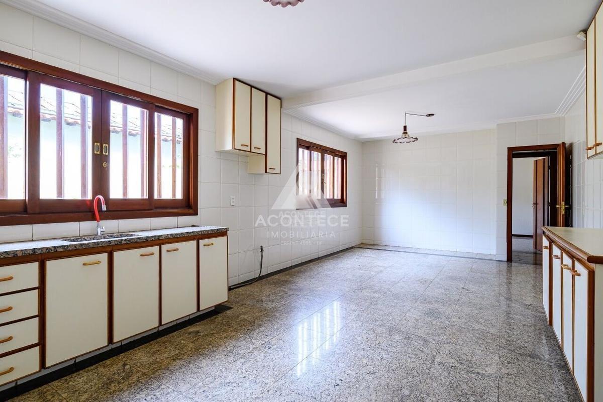 Casa, Lago Norte, 6 Quartos, 4 Vagas, 3 Suítes