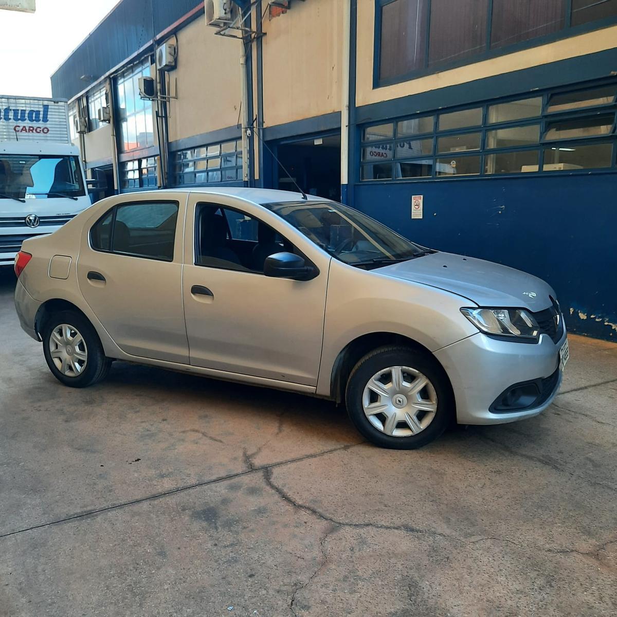 Renault Logan Authentique Flex 1.0 12v 4p