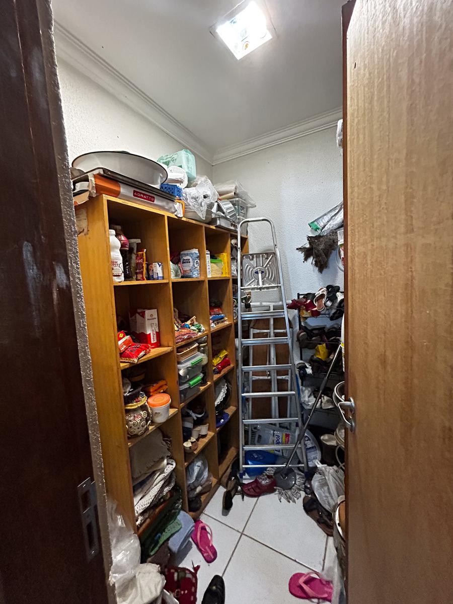 Casa, Núcleo Bandeirante, 4 Quartos, 2 Vagas, 1 Suíte