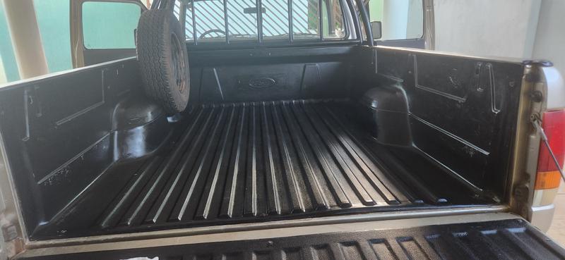 Ford F-1000 Super Diesel / Super Diesel Turbo