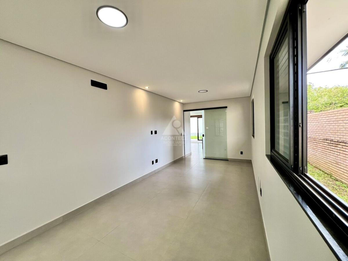 Casa, Granja do Torto, 3 Quartos, 4 Vagas, 1 Suíte