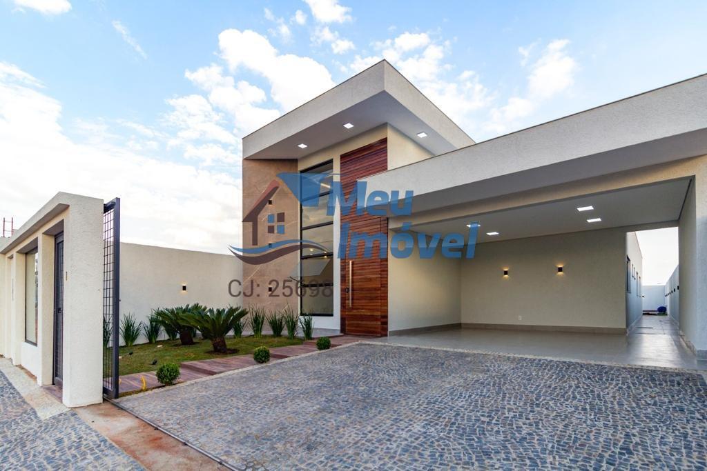 Casa em Condomínio, Brasília/Plano Piloto, 3 Quartos, 4 Vagas, 2 Suítes