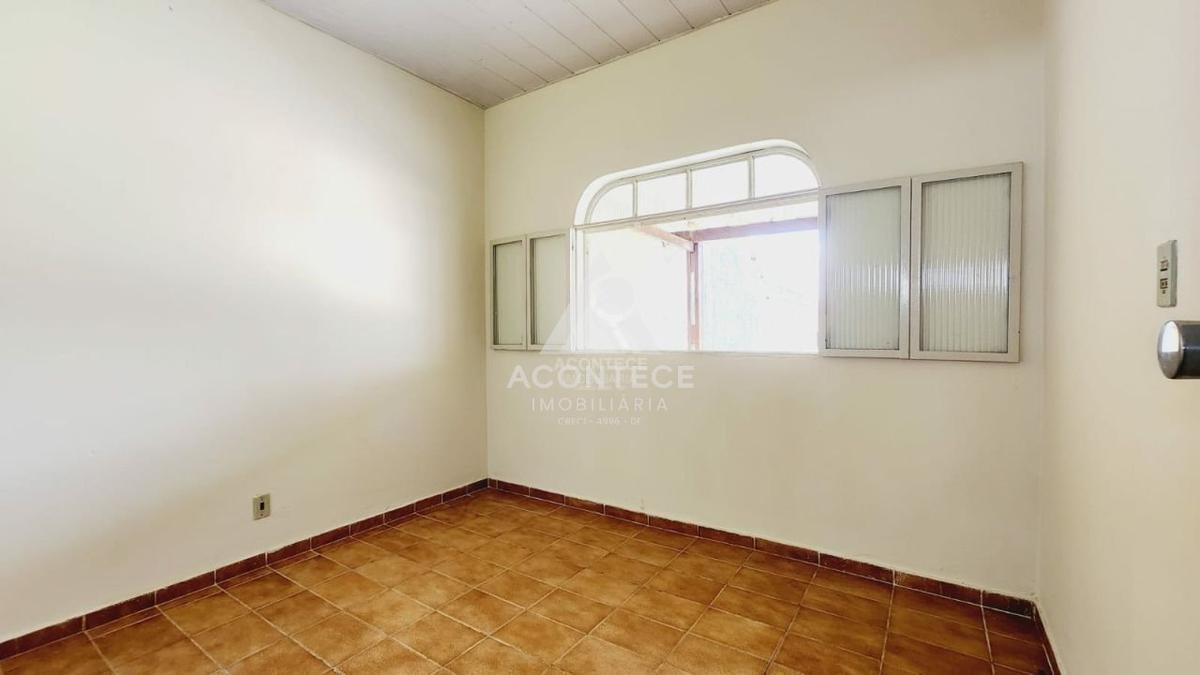 Casa, Taguatinga Sul, 2 Quartos, 4 Vagas