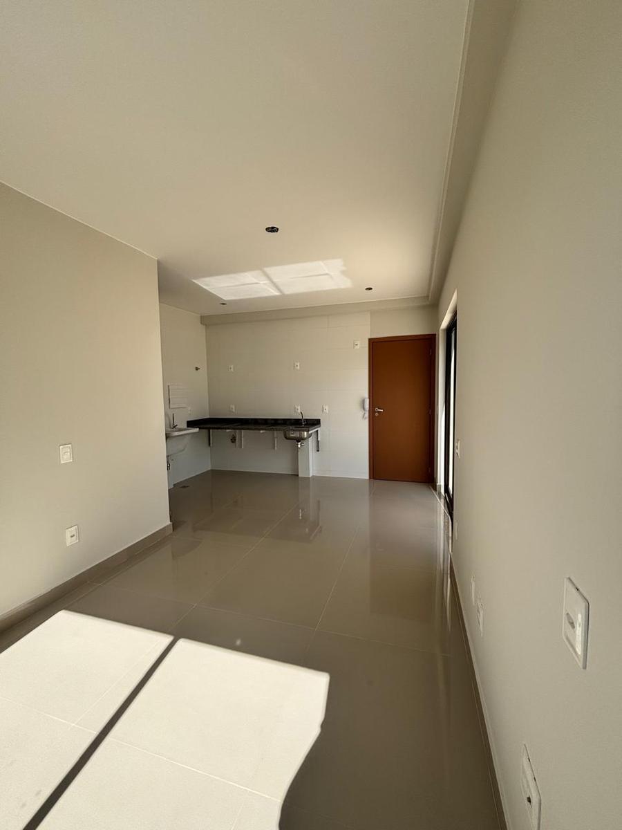 Cobertura, Guará II, 2 Quartos, 2 Vagas, 1 Suíte