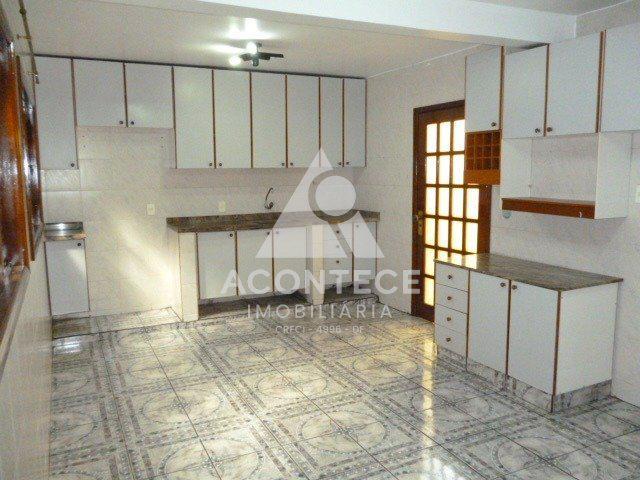 Casa, Guará II, 3 Quartos, 4 Vagas, 2 Suítes