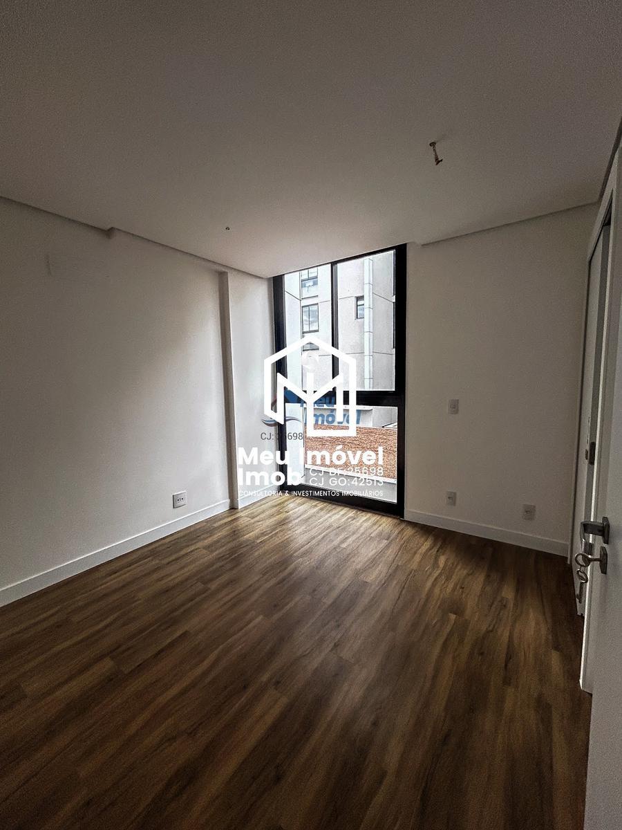 Apartamento, Zona Industrial, 3 Quartos