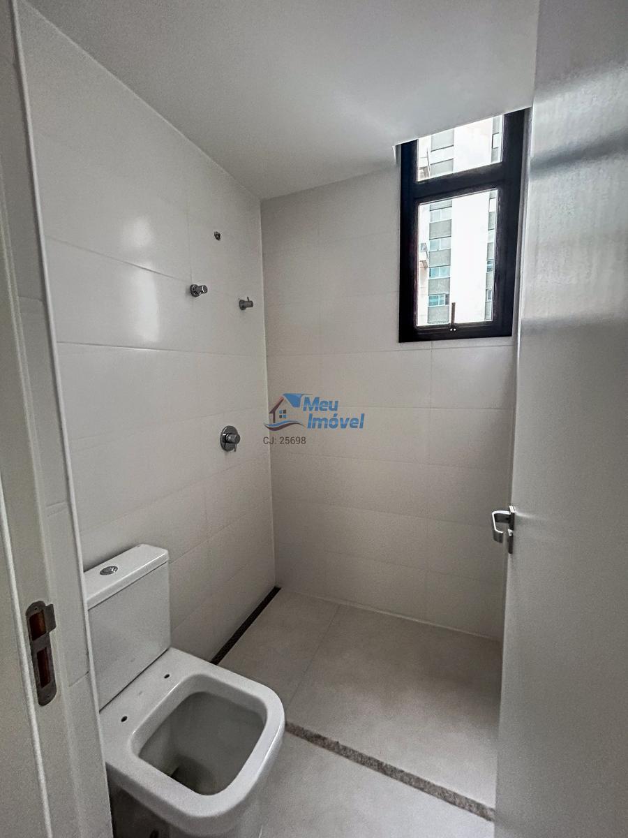 Apartamento, Zona Industrial, 3 Quartos, 2 Vagas, 1 Suíte