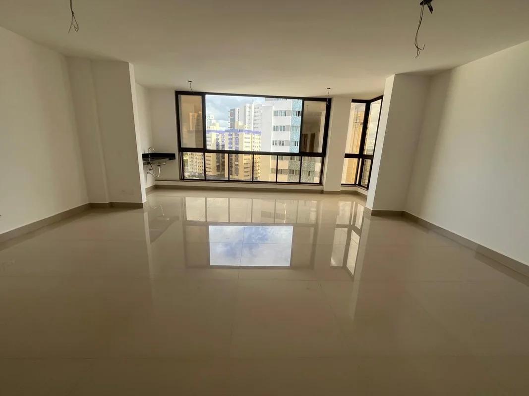 Apartamento, Norte, 4 Quartos, 3 Vagas, 2 Suítes