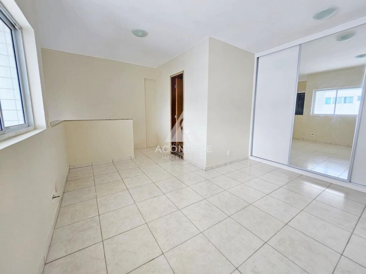 Sala, Norte, 1 Quarto, 2 Vagas, 1 Suíte