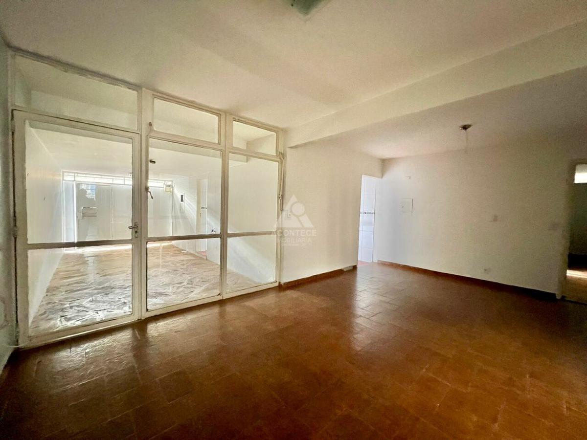 Casa, Asa Norte, 4 Quartos, 6 Vagas, 2 Suítes