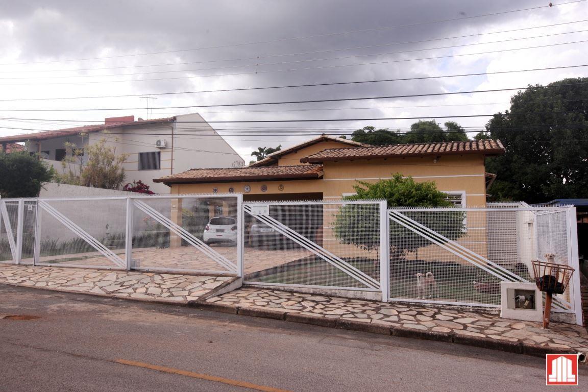 Casa, Lago Norte, 4 Quartos, 2 Vagas, 3 Suítes