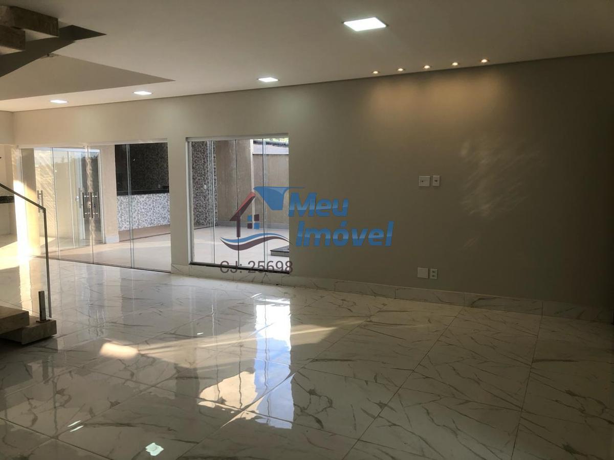 Casa, Brasília/Plano Piloto, 4 Quartos, 2 Vagas, 4 Suítes
