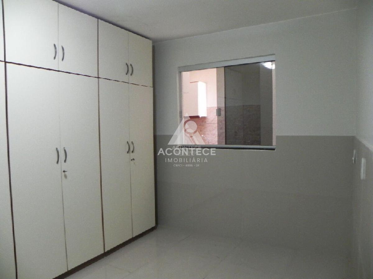Casa, Candangolândia, 7 Quartos, 1 Vaga, 1 Suíte