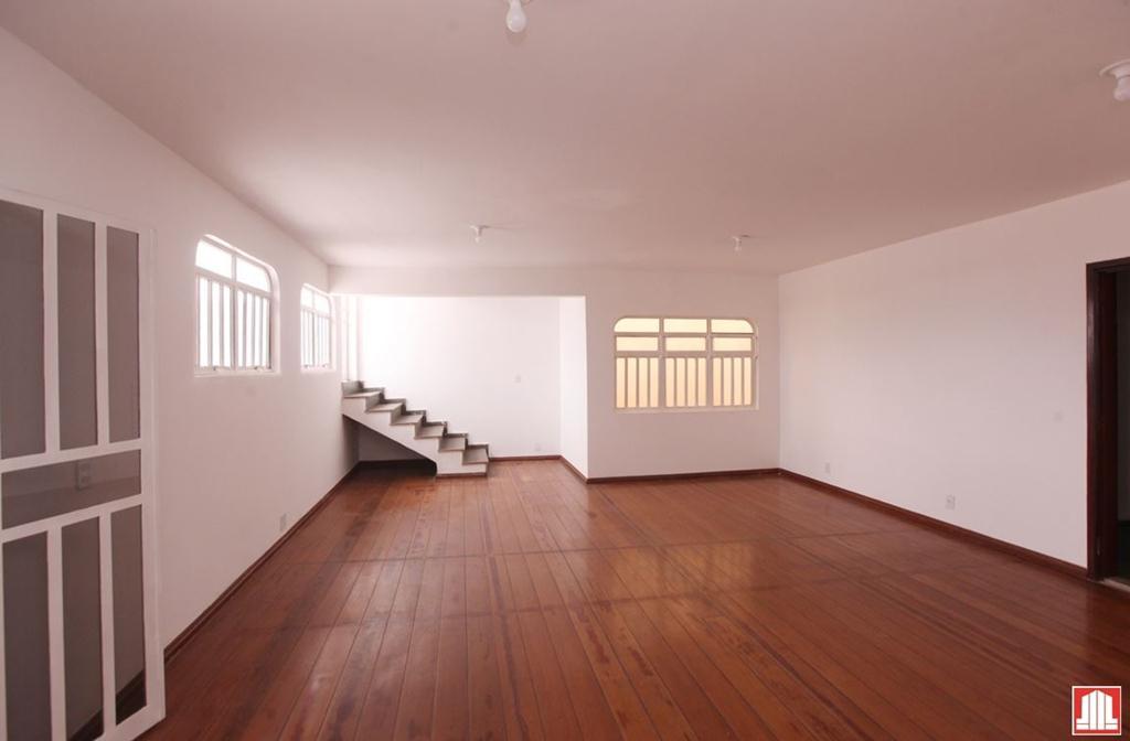 Casa, Taguatinga Norte, 9 Quartos, 8 Vagas, 6 Suítes