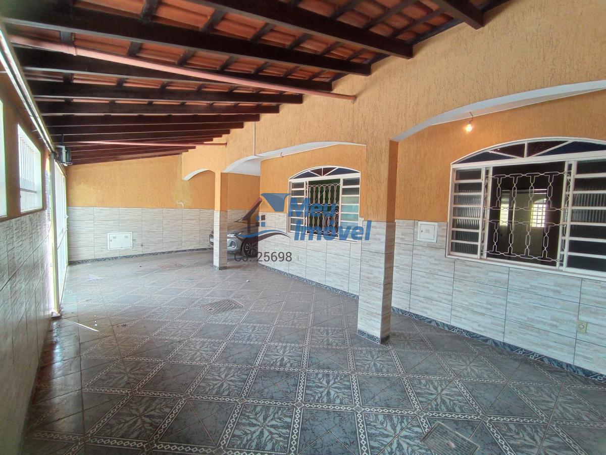Casa, Ceilândia Norte, 5 Quartos, 4 Vagas, 0 Suíte