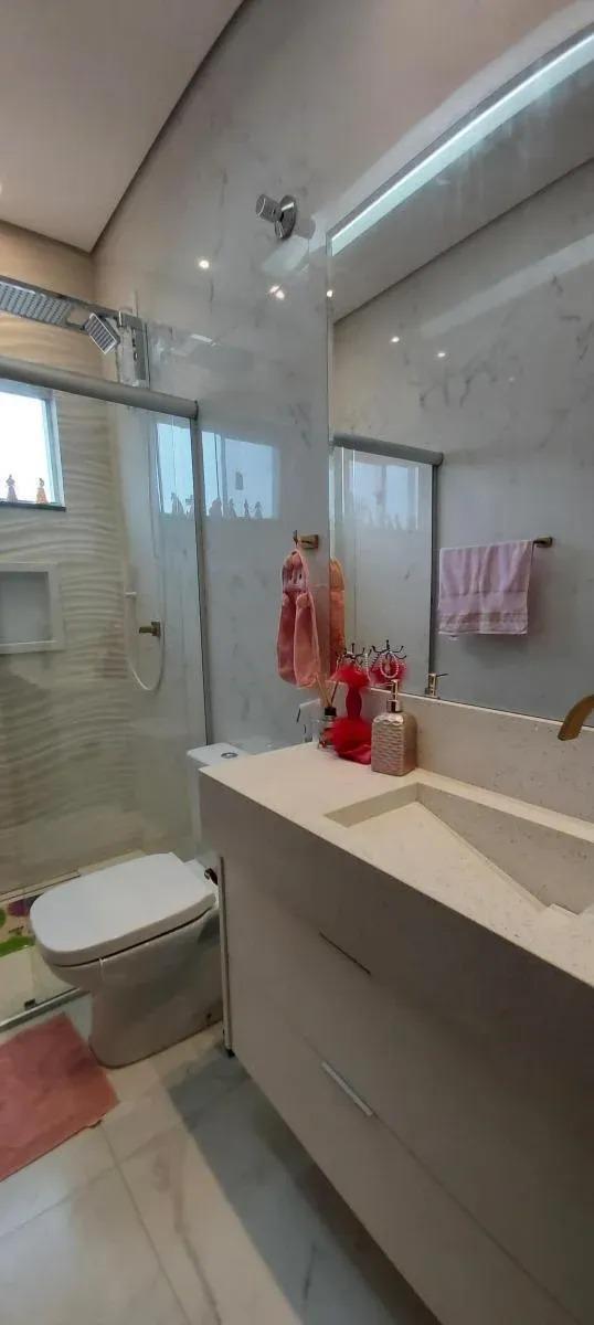 Casa em Condomínio, Setor Habitacional Vicente Pires, 4 Quartos, 5 Vagas, 4 Suítes