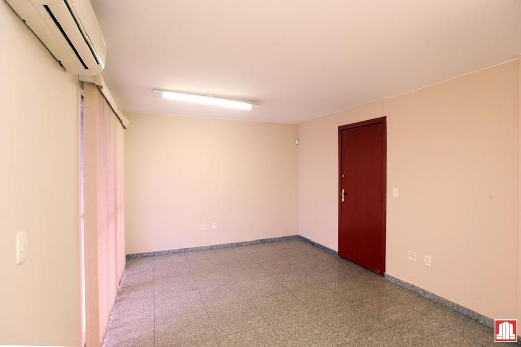 Sala, Asa Norte, 0 Quarto, 0 Vaga, 0 Suíte