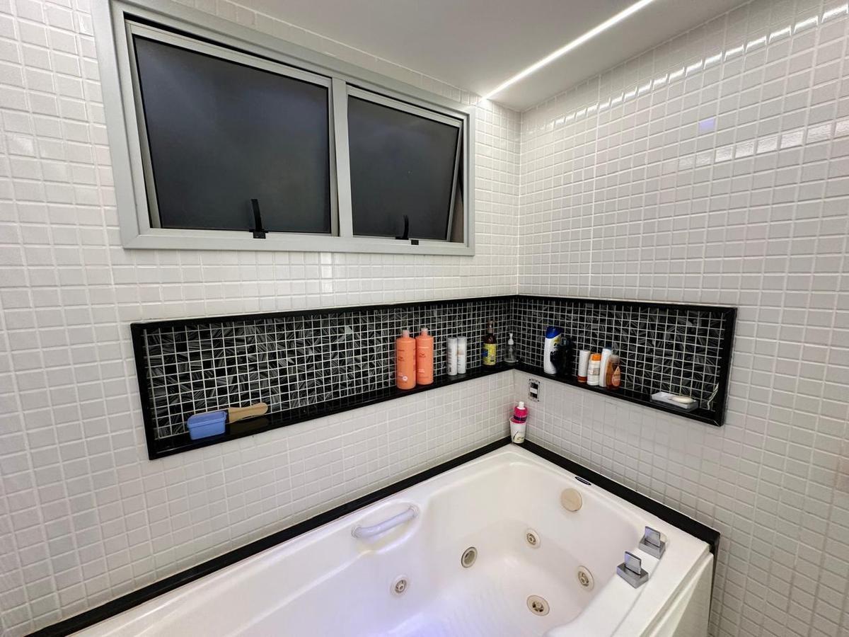 Apartamento, Norte, 4 Quartos, 3 Vagas, 3 Suítes