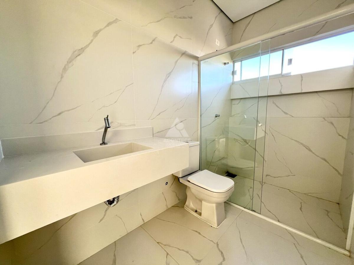 Casa, Brasília/Plano Piloto, 3 Quartos, 2 Vagas, 1 Suíte