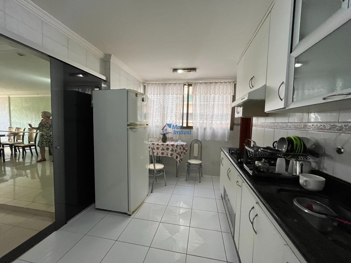 Apartamento, Sul, 4 Quartos, 2 Vagas, 1 Suíte